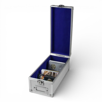 Aluminum case for coin cards